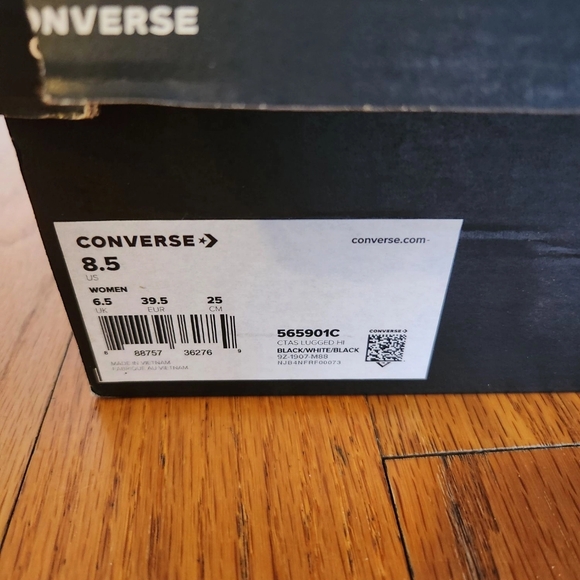 Converse Black/White Lugged High tops Size 8.5 - Picture 4 of 7